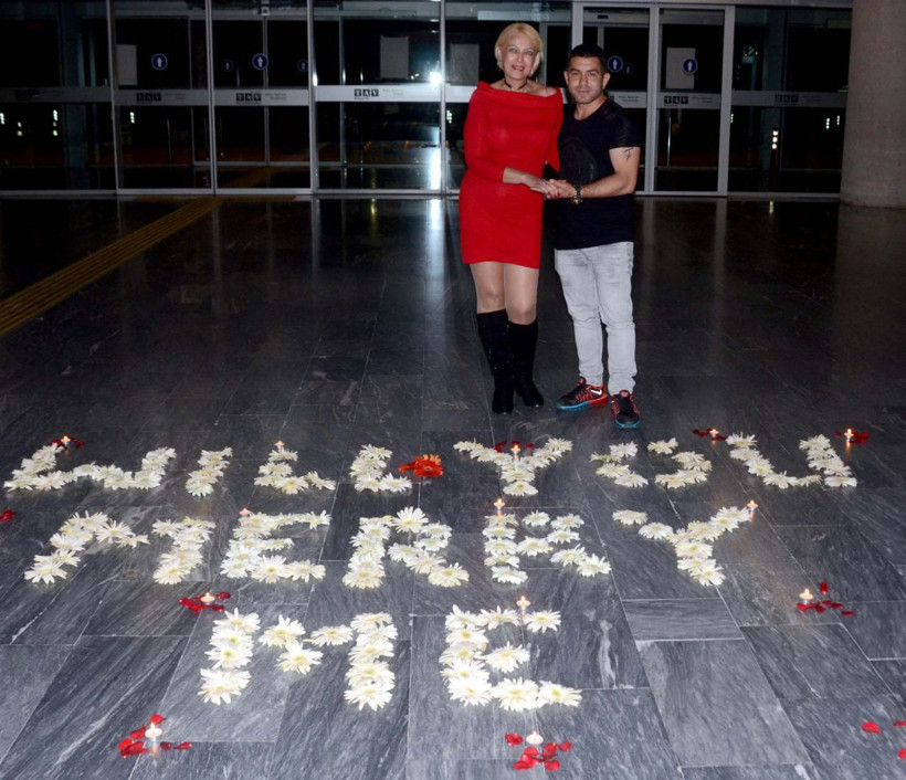 İngiliz sevgilisini önce romantik bir teklifle kafaladı sonra bıçakladı firari aşçının akıbeti kötü oldu - Resim: 1