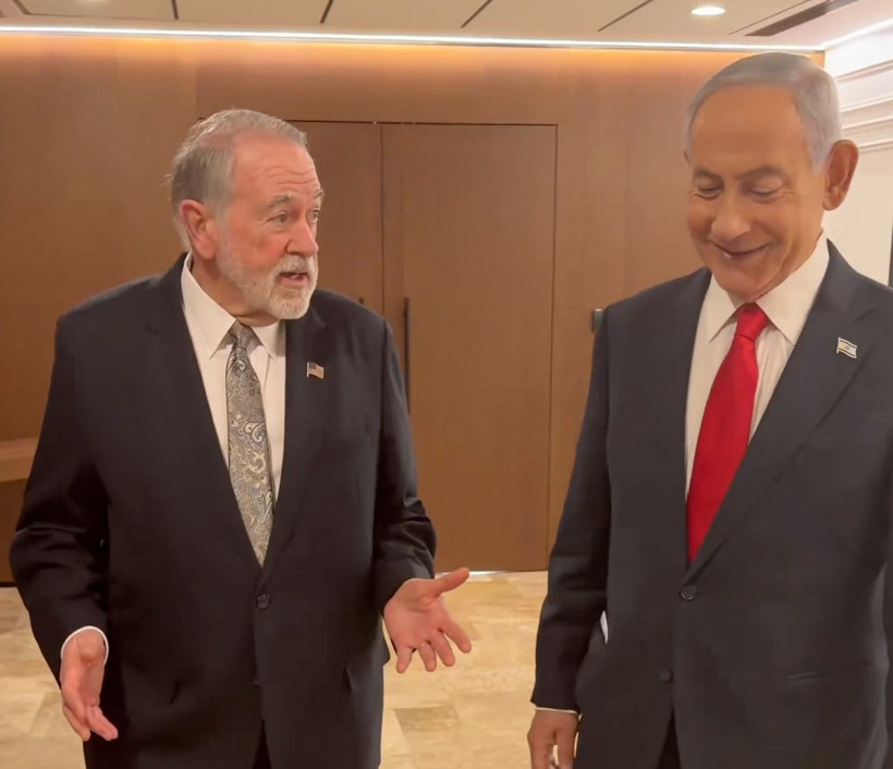 Bunlar çok zalim! Netanyahu ölüm listesini sırıtarak gösterdi şu haline bakın - Resim: 1