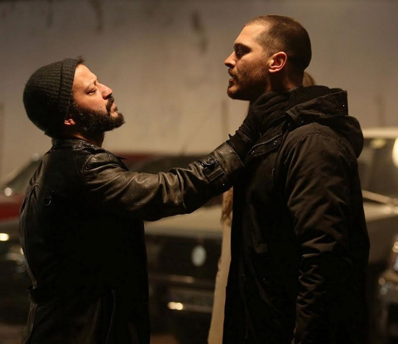 İçerde'de olay sahneler Melek kavganın arasında! - Resim: 3