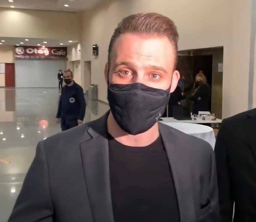 Kerem Bürsin'e ödül töreninde söylenen sözler çileden çıkardı Twitter'da tepki yağdı - Resim: 4