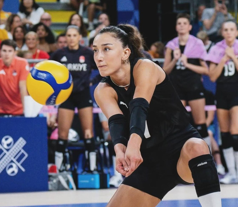 Hande Baladın-Onuralp Bitim aşkı belgelendi! Kameraya böyle yakalandılar - Resim: 3