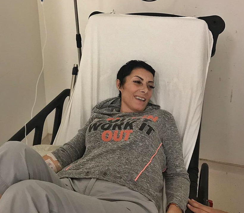 İki kere kanseri yenen şarkıcı Gülay hastaneye kaldırıldı son durumu nasıl? - Resim: 3