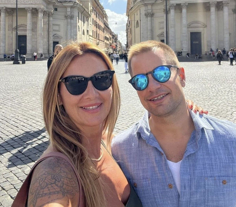 Pınar Altuğ itiraf etti! "Her şey o ilk öpücükle başladı, millete kalsa çoktan ayrılmıştık!" - Resim: 2