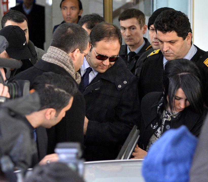 İstanbul'da yolsuzluk ve rüşvet operasyonu - Resim: 1