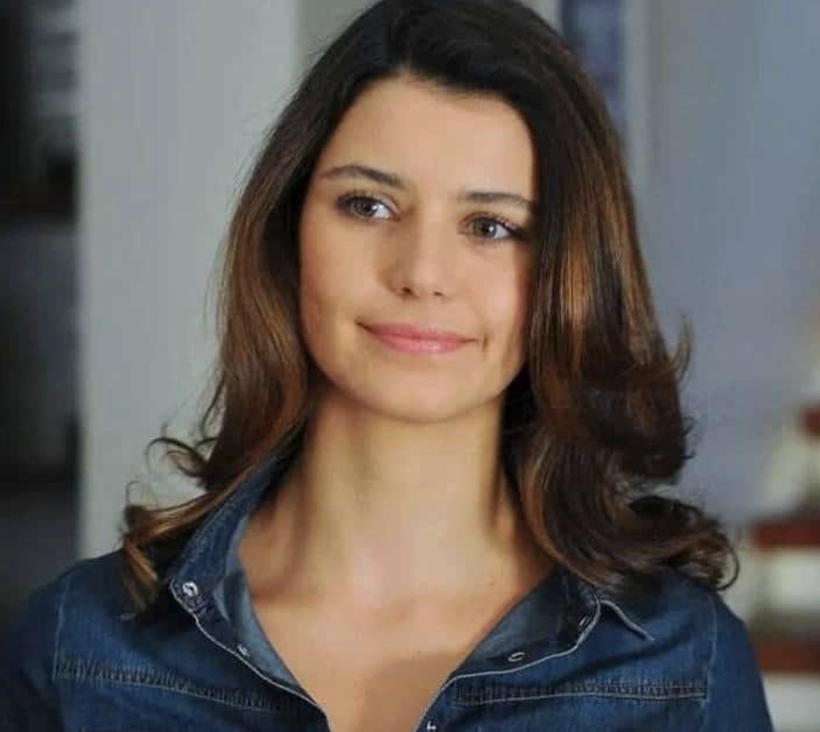 Artık müzik piyasında! Beren Saat dizilerden sonra artık sahnede... - Resim: 4