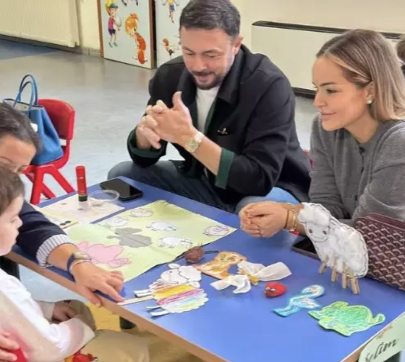 Bengü kalp emojili paylaştı! Eski eşi ve kızıyla aile saadeti... - Resim: 3