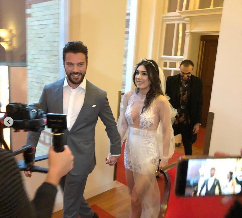 Yılın son magazin bombası! Sinan Akçıl ile Burcu Kıratlı evlendi - Resim: 2