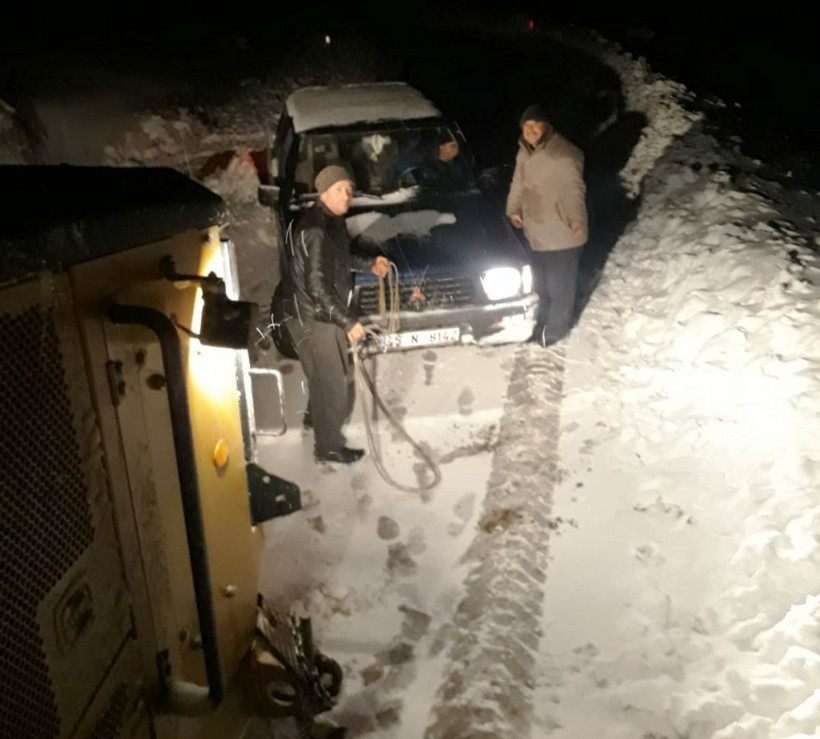 İzmir’de kar kalınlığı yarım metreyi aştı - Resim: 4