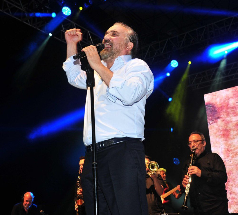 Volkan Konak müzisyen olmasını anne babasının yan odadaki sex'ine bağladı - Resim: 2