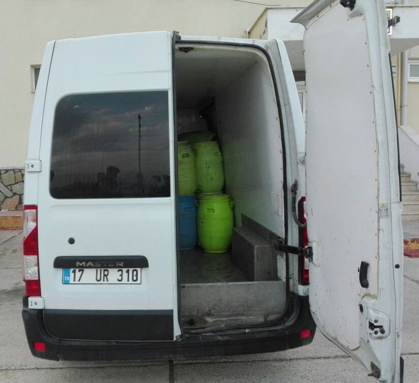 İhbar ortaya çıkardı hepsi şüpheli minibüsten çıktı! - Resim: 1