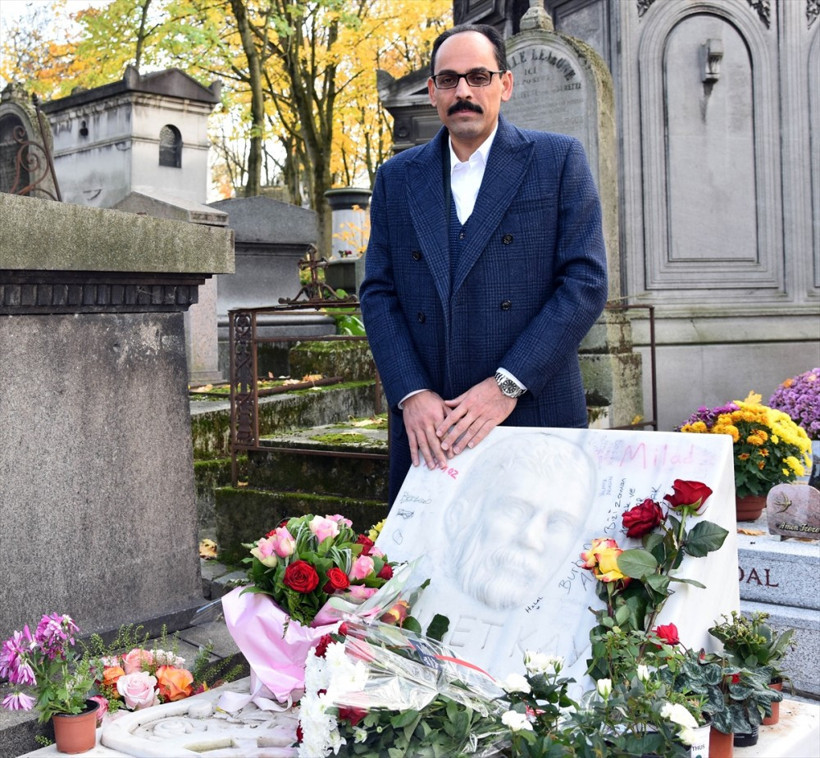 İbrahim Kalın, Ahmet Kaya'nın mezarını ziyaret etti! - Resim: 2