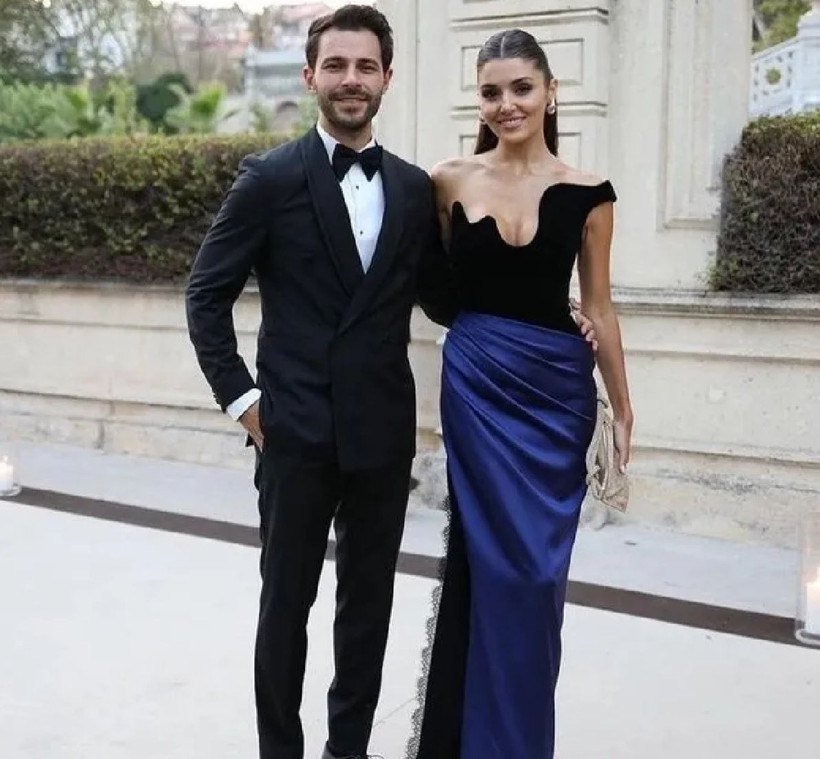 Hande Erçel'den Lübnan çıkarması! Sevgilisi yalnız bırakmadı... - Resim: 4