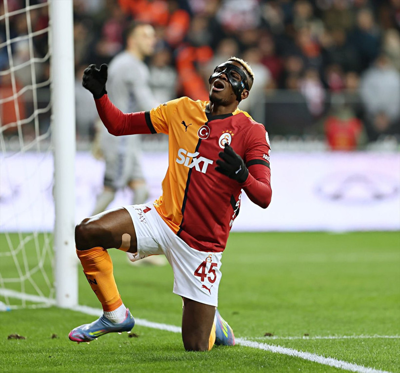 Victor Osimhen Galatasaray taraftarını kahretti! Veda gibi açıklama - Resim: 4
