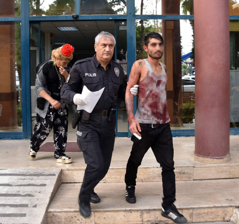 Antalya'da döner bıçaklı dehşet - Resim: 1