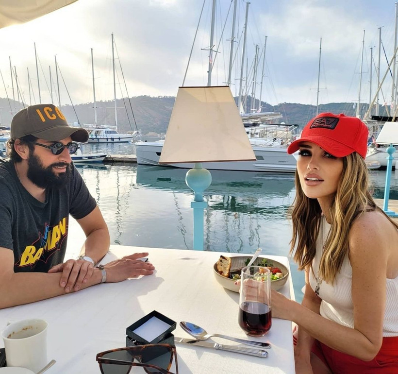 Seren Serengil iddialı mayosuyla sosyal medyayı salladı sere serpe poz! - Resim: 1