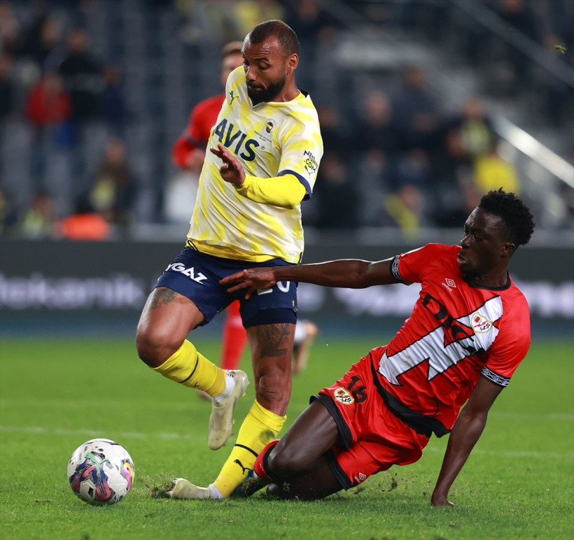 Fenerbahçe'de bitmeyen sakatlık kabusu! Yıldız futbolcu sezonu kapatabilir - Resim: 3