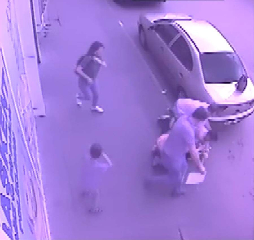 Ankara'da barışma teklifini reddeden sevgilisini oğlunun önünde bıçakladı - Resim: 4