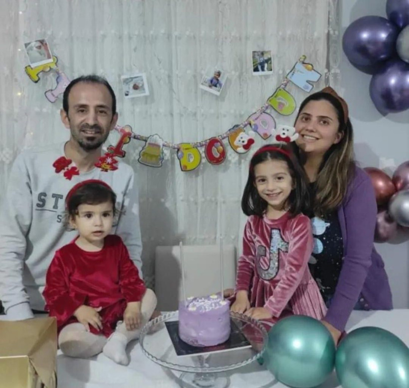 Sağlıkçı ailenin yeni yaşam hayali yarım kaldı! Eşi ve iki kızıyla birlikte TIR'ın altında can verdi - Resim: 1