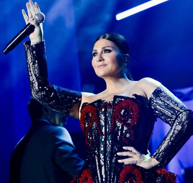 Sibel Can'ın yeni imajı şaşırttı! Ünlü ismi görenler tanımakta zorlandı - Resim: 1