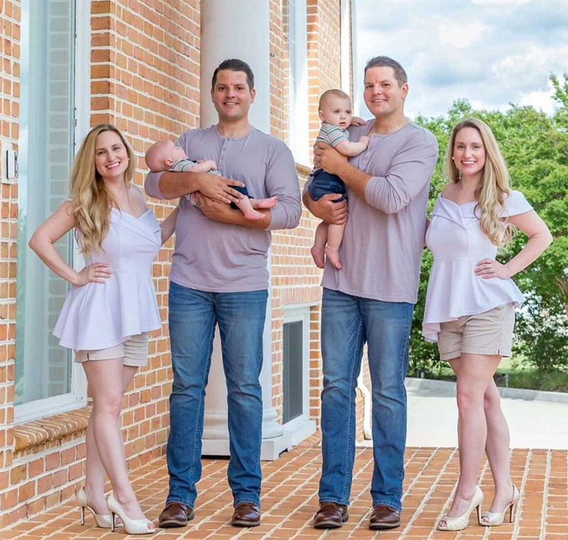 Dünya bunu konuşuyor! İkiz kız kardeşler ikizlerle evlendi! Çocukları da ikiz gibi - Resim: 2