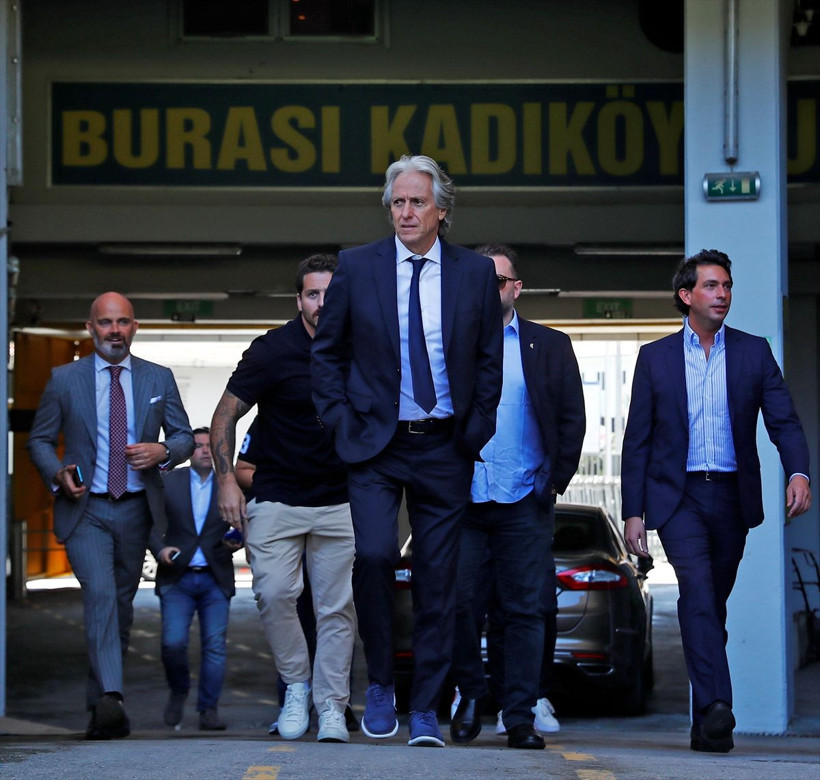 Fenerbahçe Jorge Jesus'u resmen açıkladı! İşte alacağı para tam 3 milyon Euro... - Resim: 4