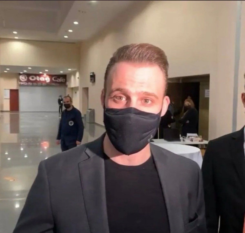 FOX TV Sen Çal Kapımı final mi yapıyor Kerem Bürsin'e Hande Erçel desteği gecikmedi - Resim: 3