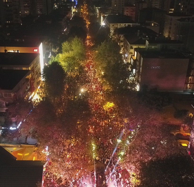 Tüm Türkiye'den muhteşem 29 Ekim manzaraları - Resim: 4