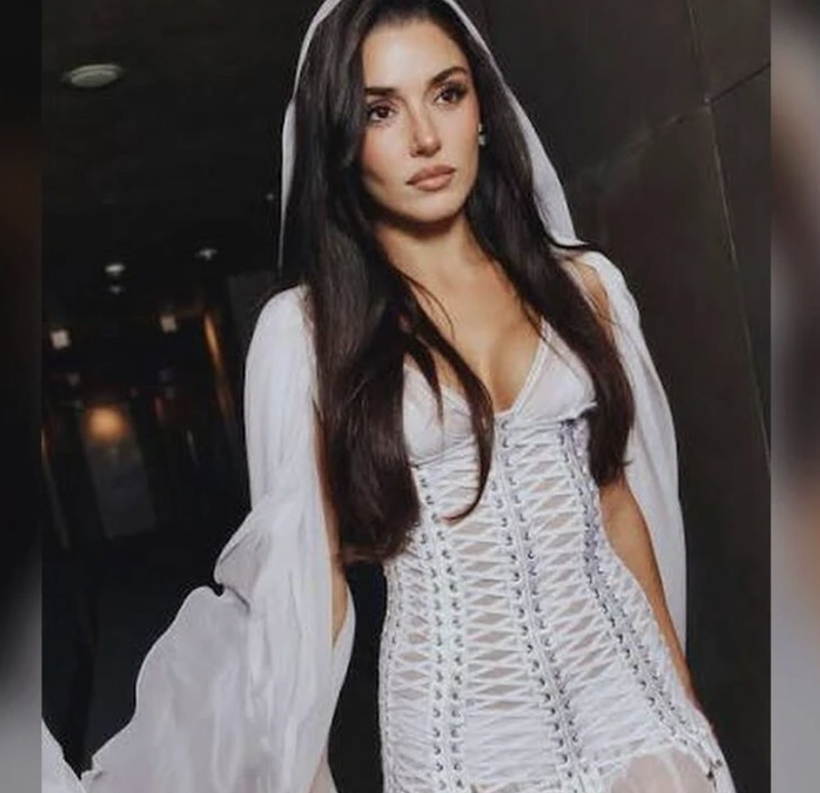 Hande Erçel ve Jennifer Lopez'den yeni kare... - Resim: 5