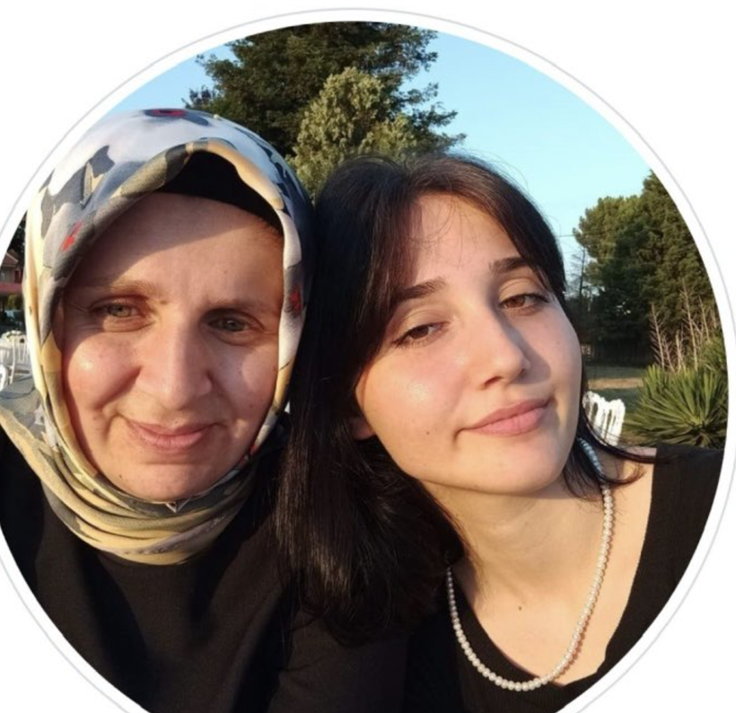 Surlardaki vahşet sonrası oyuncu Uraz Kaygılaroğlu gündemde! Verdiği pozlar olay oldu - Resim: 2
