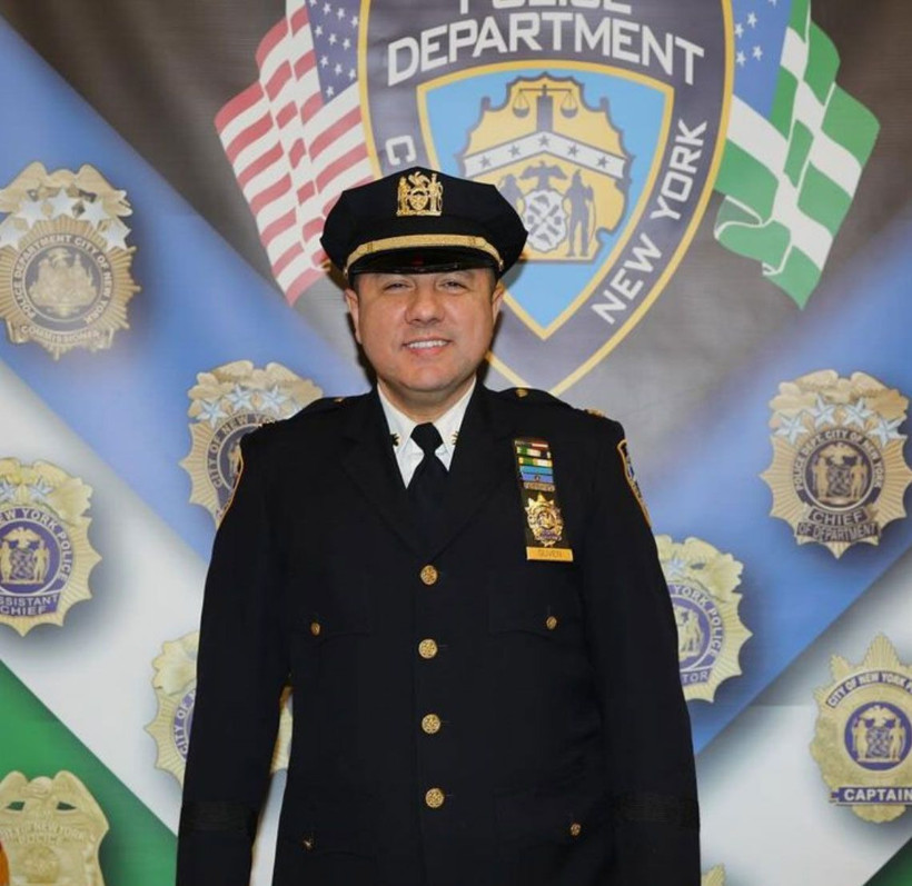 Giresunlu İdris, New York'ta emniyet müdürü oldu! Rütbesini eşi ve oğlu taktı - Resim: 3