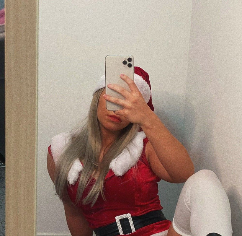 Vatikan'da yeni skandal! Papa Francis mayolu pozu beğendi manken bakın ne yazdı - Resim: 4