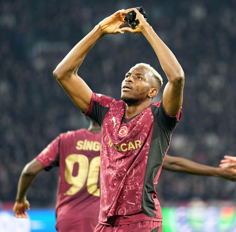Victor Osimhen Fenerbahçe derbisinde oynayacak mı? Merak edilen soru yanıt buldu - Resim: 1