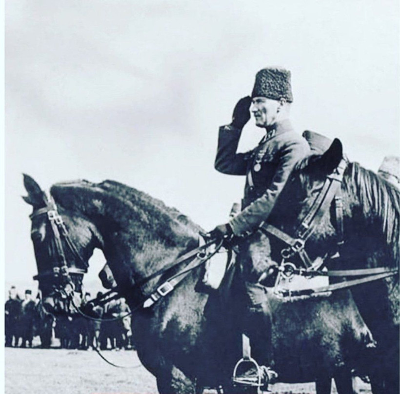 Bugün 30 Ağustos Zafer Bayramı! Büyük Taarruz'un 98. yıldönümü gururla kutlanıyor... - Resim: 3