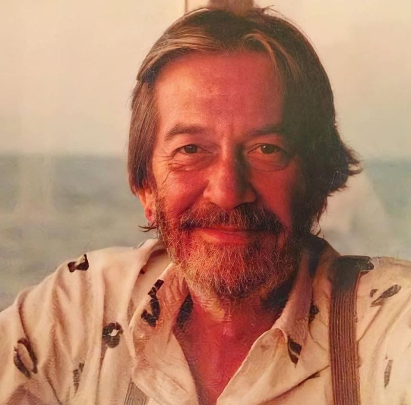 Ferhan Şensoy'un cenaze töreninde kızları Derya ve Müjgan'ın gözyaşları sel oldu - Resim: 1