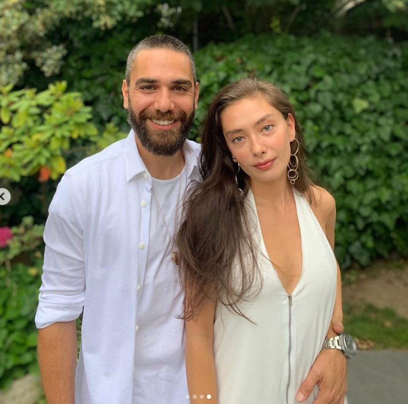 Aşkta yaşa takılmadılar işte aralarında yaş farkı olan ünlü çiftler! - Resim: 3