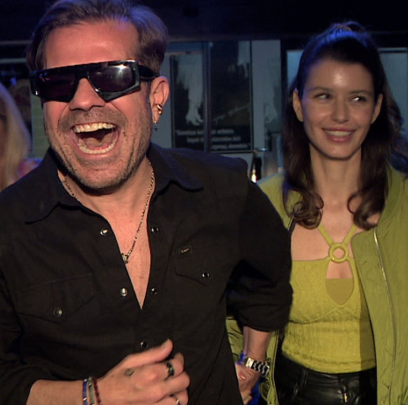 Beren Saat ve Kenan Doğulu çifti el ele görüntülendi Beren Saat'ten müjde var... - Resim: 4