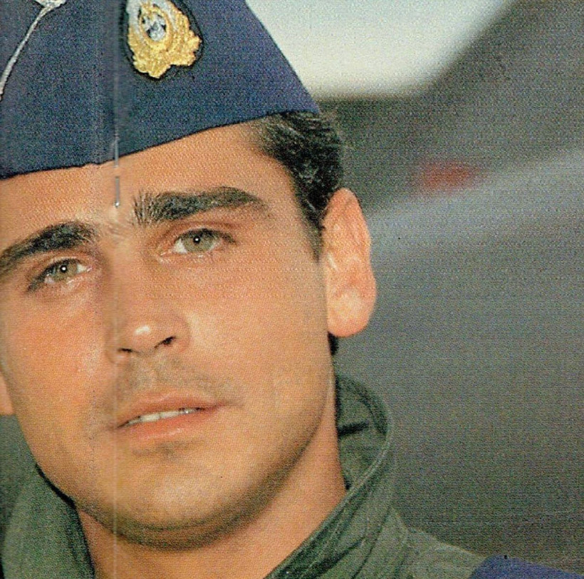 Yeşilçam'ın yakışıklı oyuncusu Tolga Savacı'nın son halini görenler tanıyamıyor! - Resim: 4