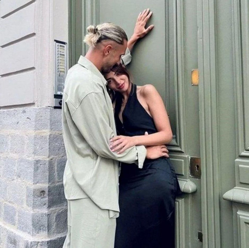 Melisa Aslı Pamuk ile Yusuf yazıcı evlenmişti, düğünden ilk kareler geldi! Paris sokaklarında böyle aşka geldiler - Resim: 2