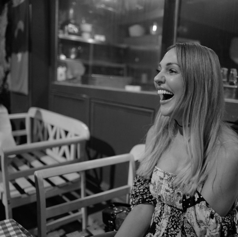 Meryem Uzerli  baş rolü kaptı - Resim: 3