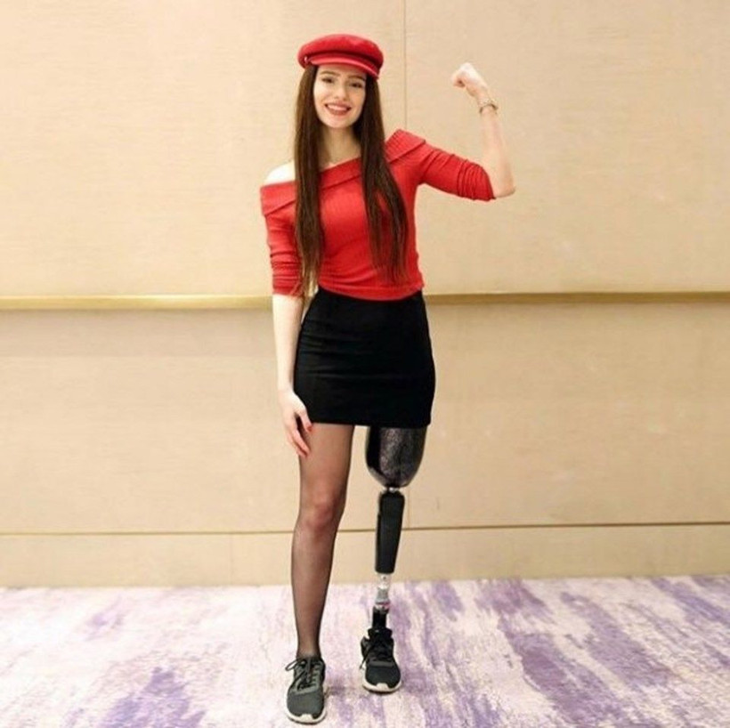 Neslican Tay 4. kanseri yenemedi! O şuursuz bu paylaşımı yaptı: Bu çıplaklıkla cennete gitmesi zor - Resim: 1