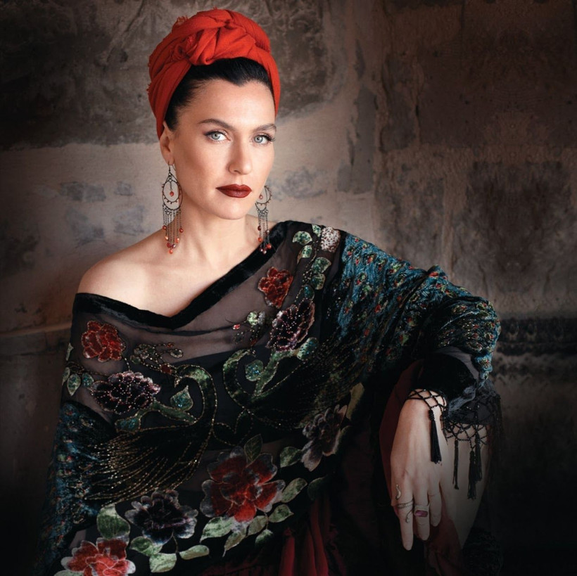 FOX TV Yasak Elma'nın Ender'i Şevval Sam'dan hem estetik hem evlilik açıklaması - Resim: 1