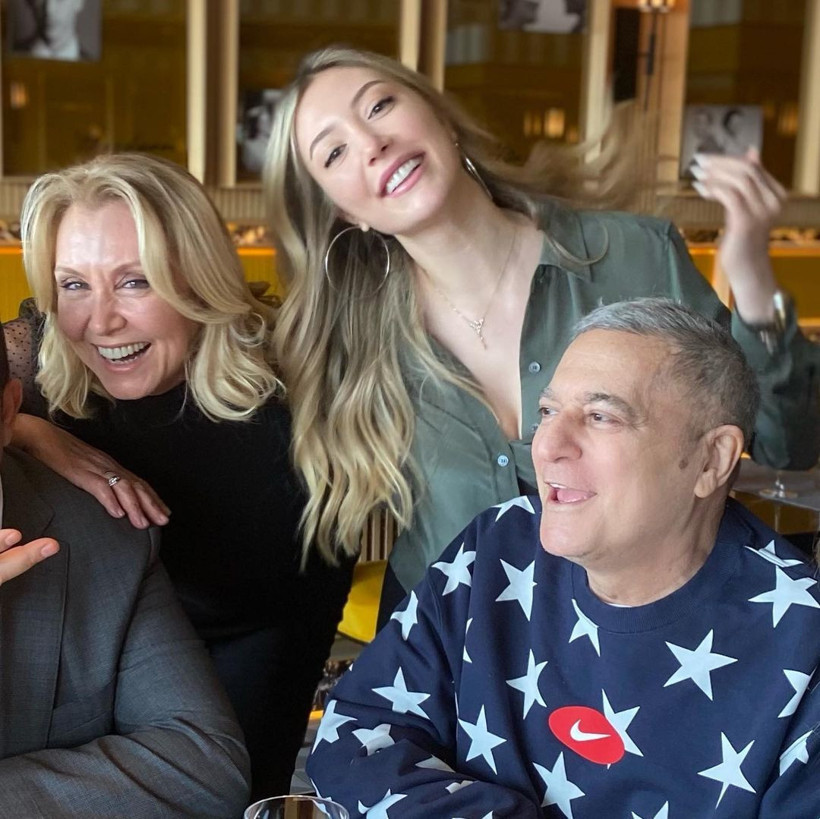 Önce sansürsüz paylaştı sonra peçeye girdi! Yasmin Erbil Mehmet Ali Erbil'in yasağını es geçti - Resim: 1