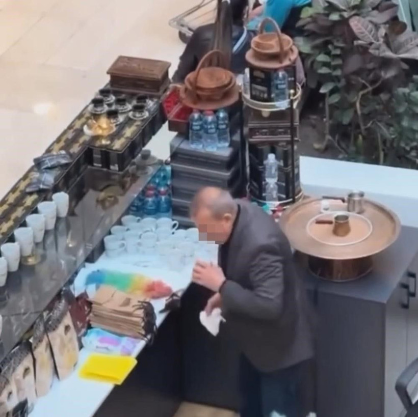 Kahve fincanlarını böyle temizledi! Mide bulandıran olayda flaş gelişme - Resim: 3
