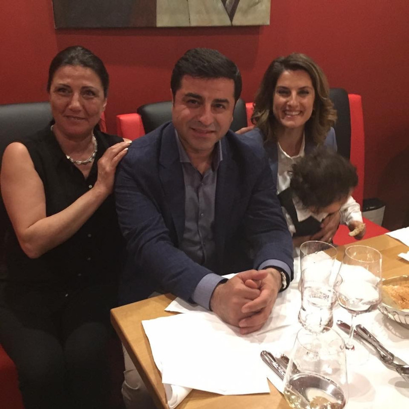 Demirtaş ringe çıktı! Kürtleri mest eden hareket - Resim: 3