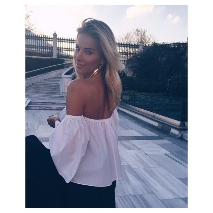 Burcu Esmersoy 'parfüm' haberine çok kızdı - Resim: 1