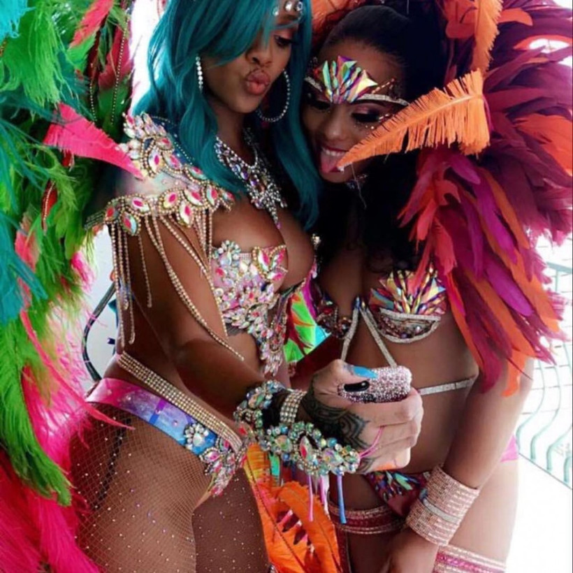 Rihanna'dan kilo almışsın diyenlere kapak! - Resim: 3