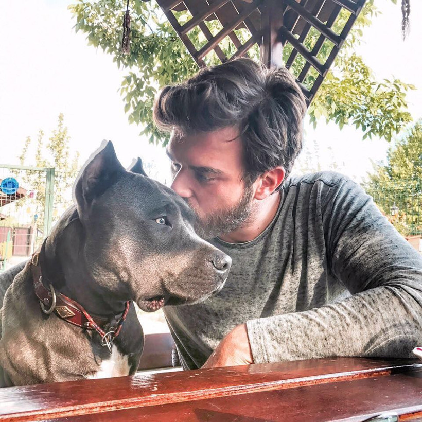 Kıvanç Tatlıtuğ'un takipçisi özür diledi - Resim: 4