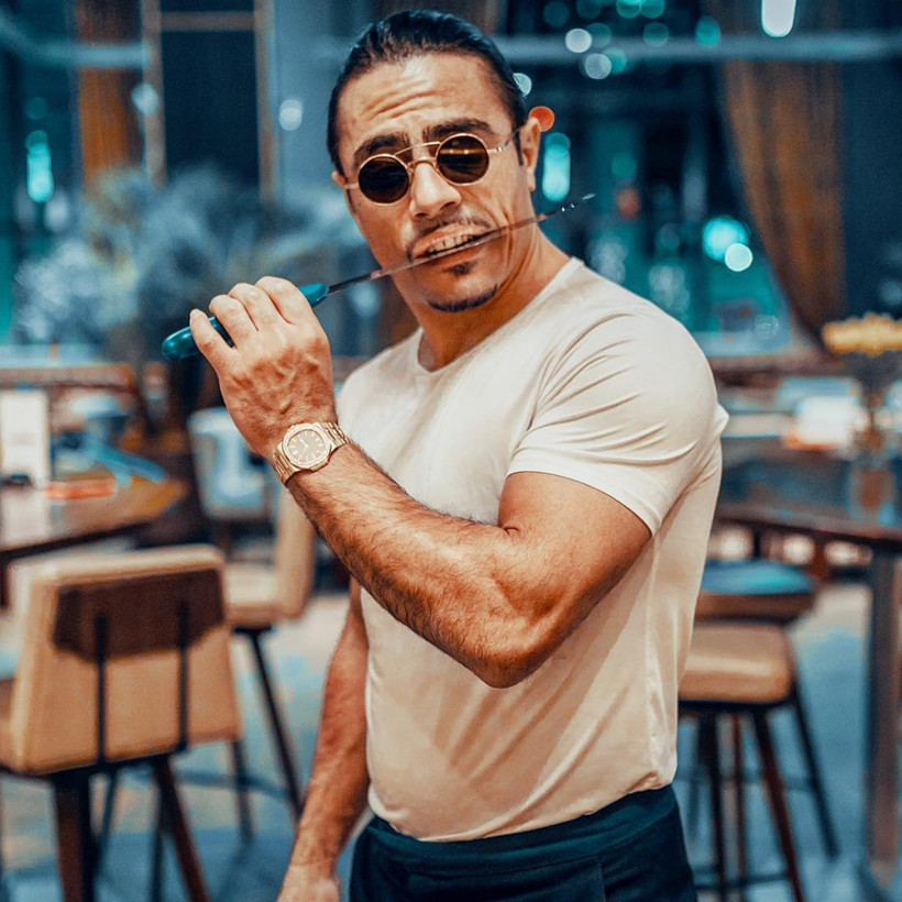 Nusret eleştirilere lavabodan çektiği video böyle cevap verdi - Resim: 2