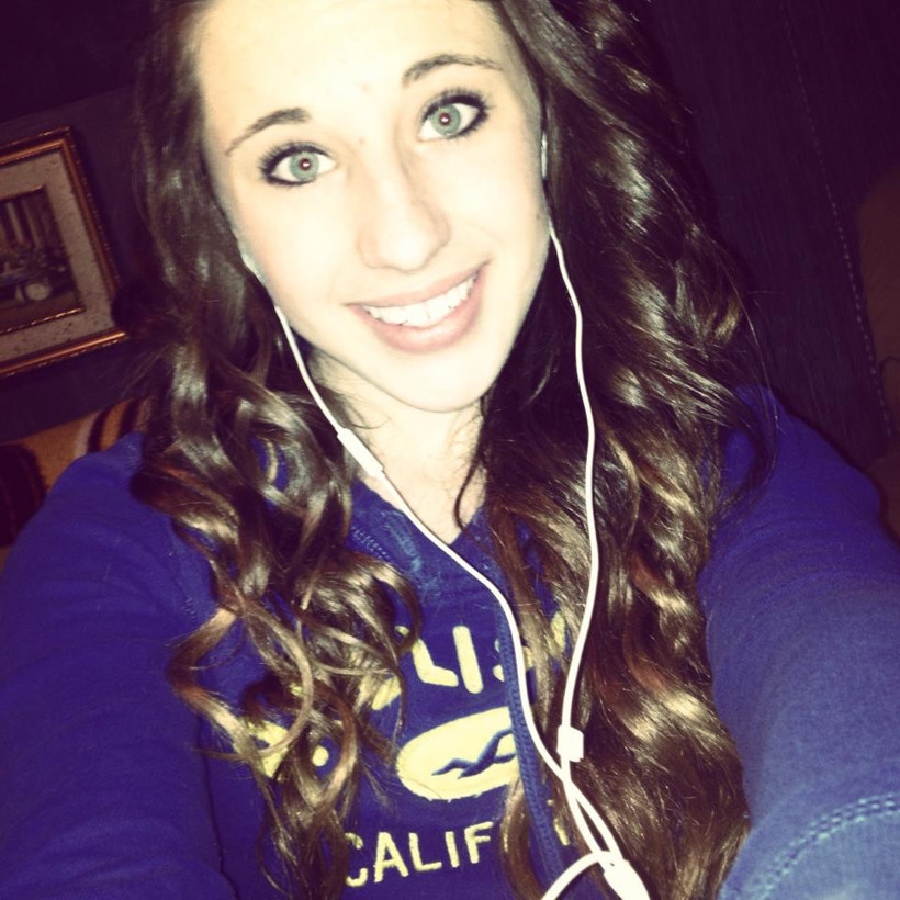 20 yaşındaki genç kız 3 tecavüzcüye pabucu ters giydirdi - Resim: 1