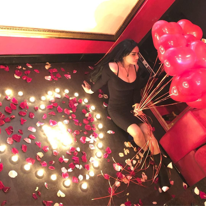 Eski gelin adayı Naz Mila, kalçasına dövme yaptırdI Instagram'dan paylaşınca... - Resim: 2